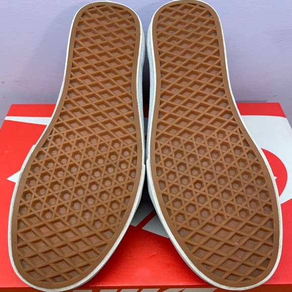 Vans “Old Skool” - Picture 6 of 7